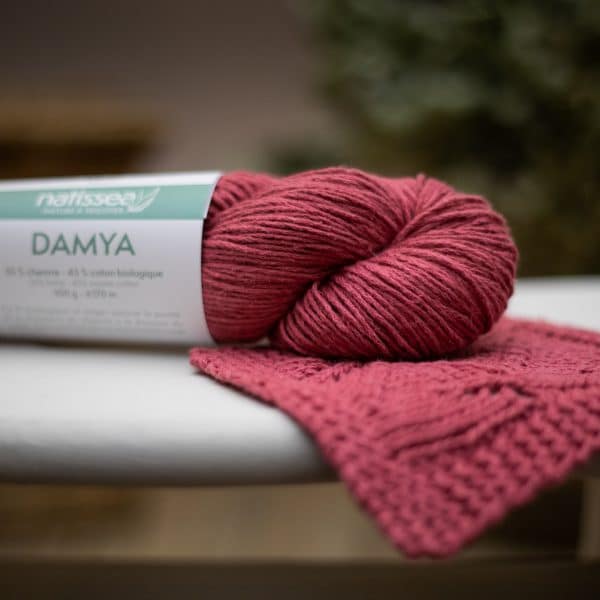 Damya Framboise, fil végétal à tricoter en chanvre et coton bio