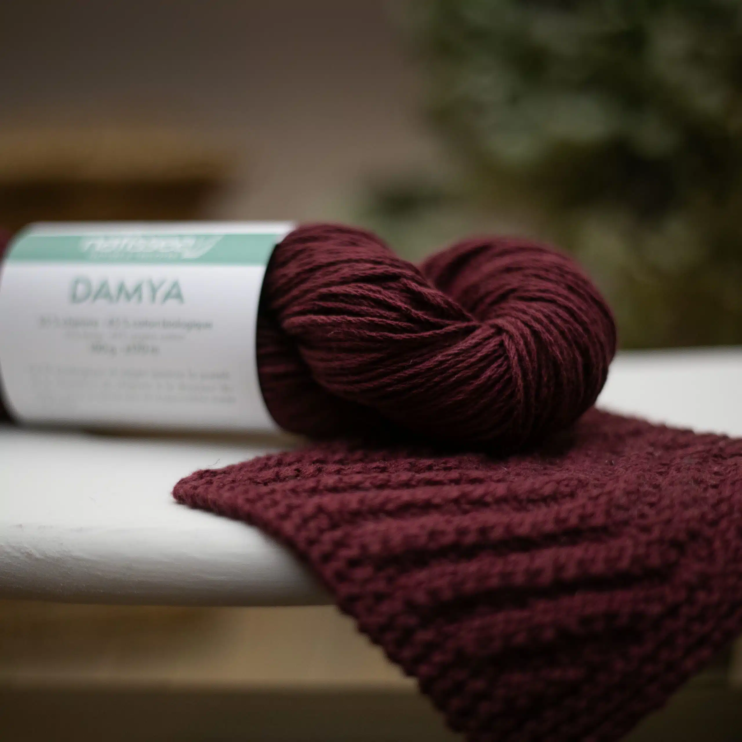 Damya Bordeaux, fil végétal à tricoter en chanvre et coton bio