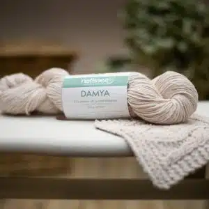 Damya Nude, fil végétal à tricoter en chanvre et coton bio