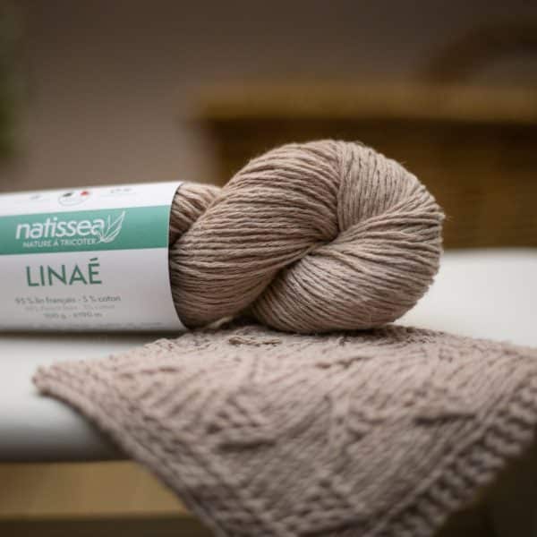 Linae Cafe latte, fil végétal à tricoter en lin francais